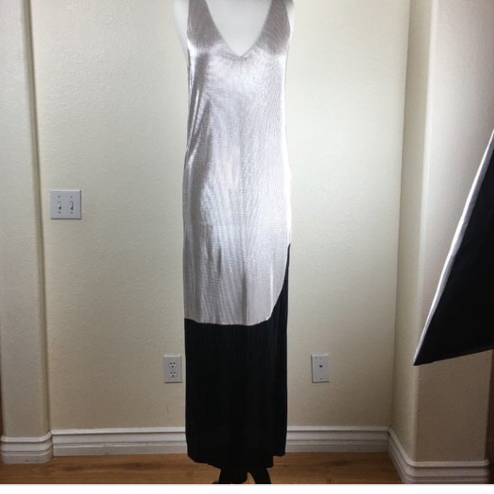 Zara Trafaluc silver and black crinkle maxi dress - Picture 2 of 5